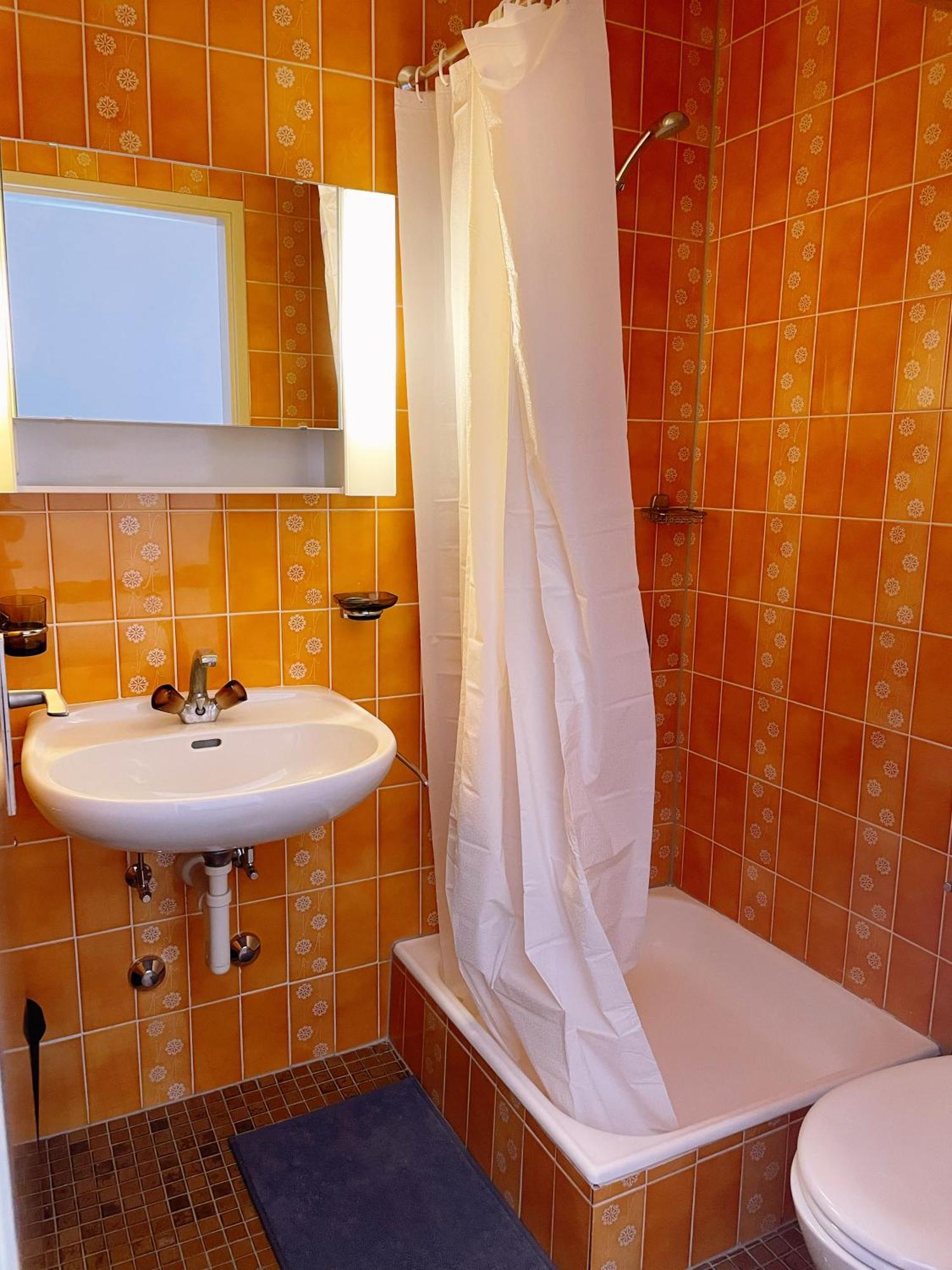 Hotel Gemmi Лойкербад Стая снимка